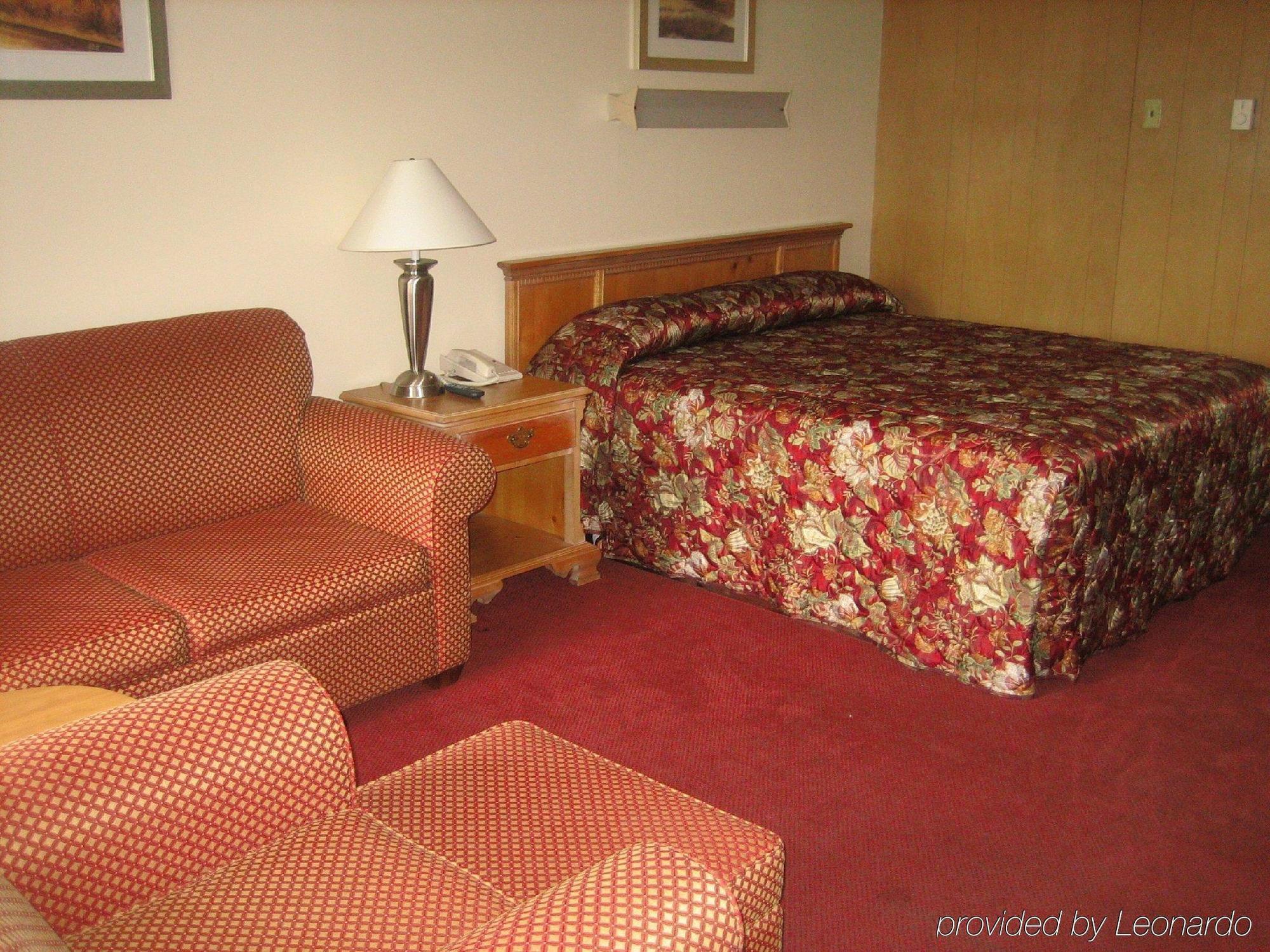 Blue Sky Inn Glens Falls-Saratoga-Lake George Exterior foto